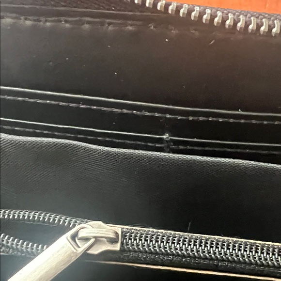 Ed Hardy Black Wallet with Colorful Skull Design - Picture 7 of 8